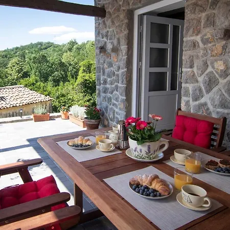 'villa Fani' With Jacuzzi Vakantiehuis *