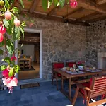 'villa Fani' With Jacuzzi *