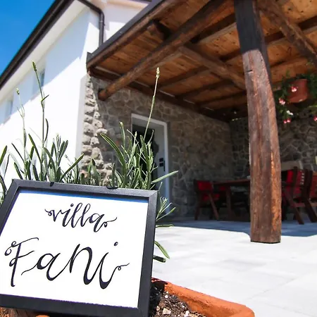 Сasa de vacaciones 'villa Fani' With Jacuzzi Veprinac