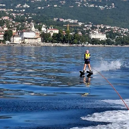 Сasa de vacaciones 'villa Fani' With Jacuzzi